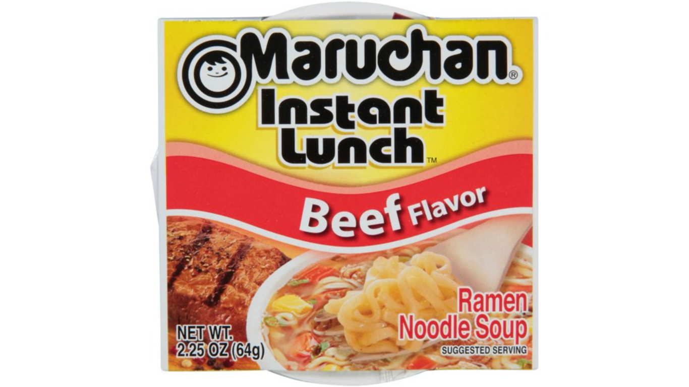 Maruchan Instant Lunch Beef Flavor Ramen Noodle Soup Cup